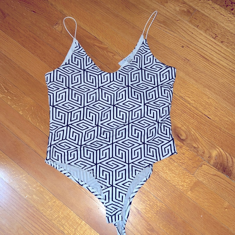 Gaze large body suit